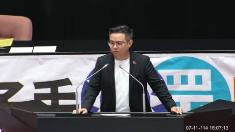 2025-07-11 09:00 第11屆 第3會期 主辦單位：院會 黃健豪委員質詢封面