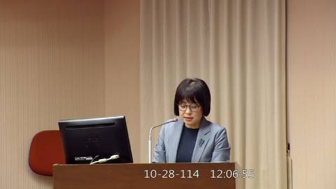 2025-10-28 12:00 第11屆 第4會期 主辦單位：程序委員會 林月琴委員質詢封面