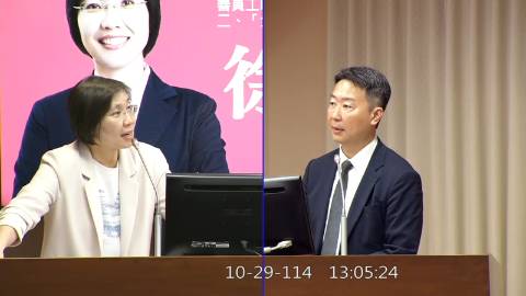 2025-10-29 09:00 第11屆 第4會期 主辦單位：交通委員會 徐欣瑩委員質詢封面