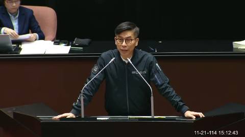 2025-11-21 09:00 第11屆 第4會期 主辦單位:院會 鍾佳濱委員質詢封面