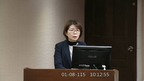 2026-01-08 09:00 第11屆 第4會期 主辦單位：社會福利及衛生環境委員會 黃秀芳委員質詢封面