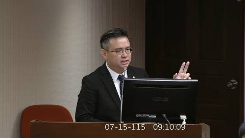 2026-07-15 09:00 第11屆 第5會期 主辦單位：社會福利及衛生環境委員會 黃健豪委員質詢封面