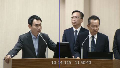 2026-10-14 09:00 第11屆 第6會期 主辦單位：外交及國防委員會 陳冠廷委員質詢封面